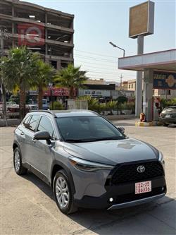 تۆیۆتا کۆرۆلا کرۆس